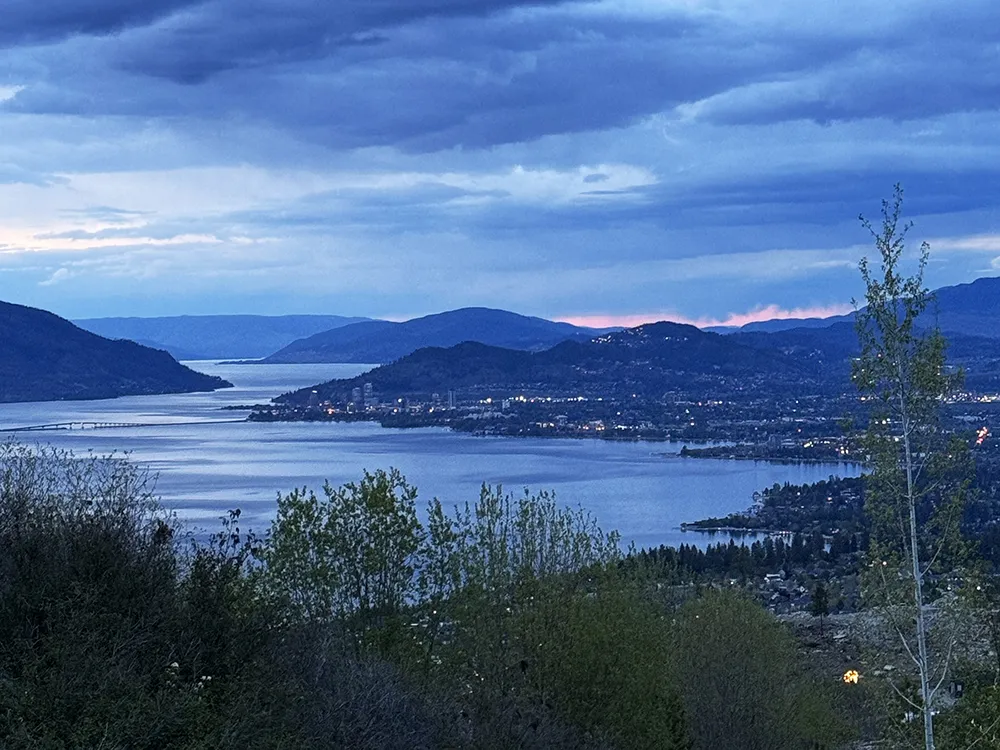 Panoramic lake and valley views from Upper Mission Kelowna